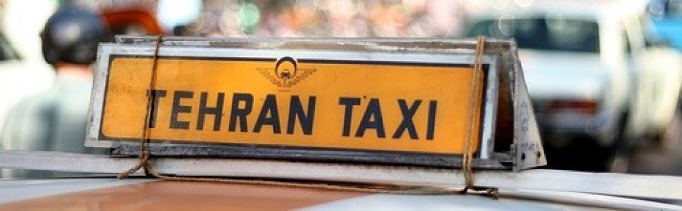 Teheran w pigułce. Recenzja filmu Taxi-Teheran Jafara Panahiego