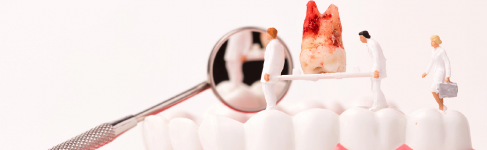 STRESZCZENIA. Przewlekła przetoka podbródkowa pochodzenia zębowego początkowo błędnie zdiagnozowana jako nieodzębowa zmiana patologiczna - opis przypadku